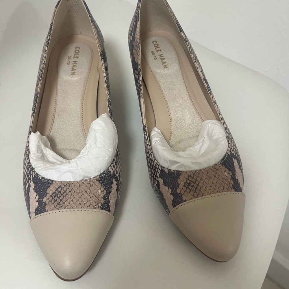 Cole Haan Women's Snakeskin Pattern Heels in Cream and Black